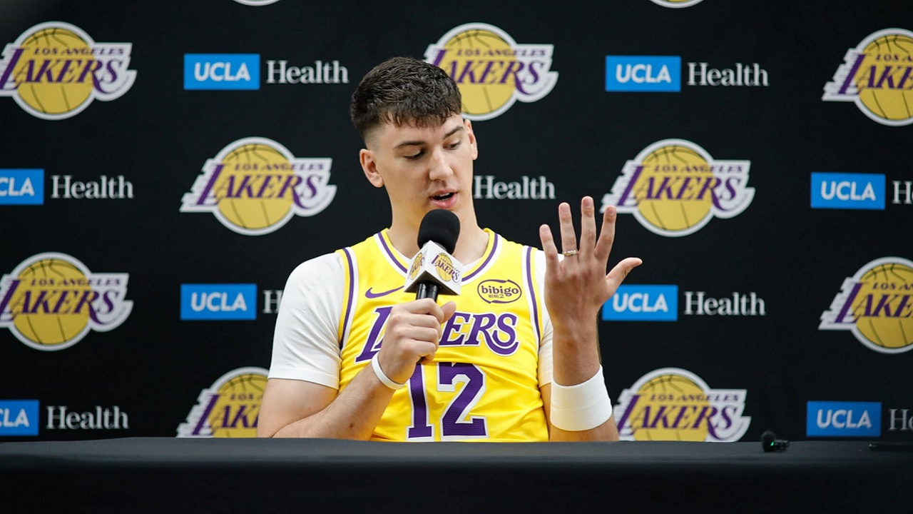 Jake LaRavia beberkan pembicaraannya dengan JJ Redick.