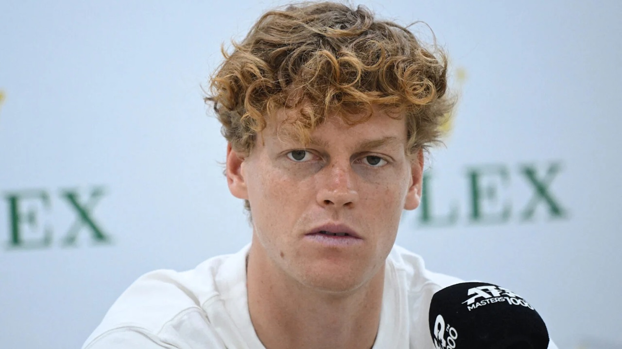 Jelang Turun Di Shanghai, Jannik Sinner Bagikan Kabar Tentang Masalah Perut