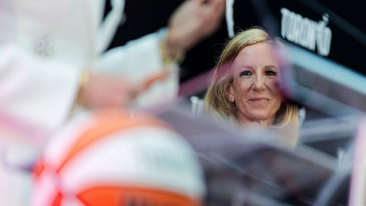 Oleh Napheesa Collier, Komisaris WNBA Cathy Engelbert disebut “pimpinan terburuk di dunia.” (Foto: AP)