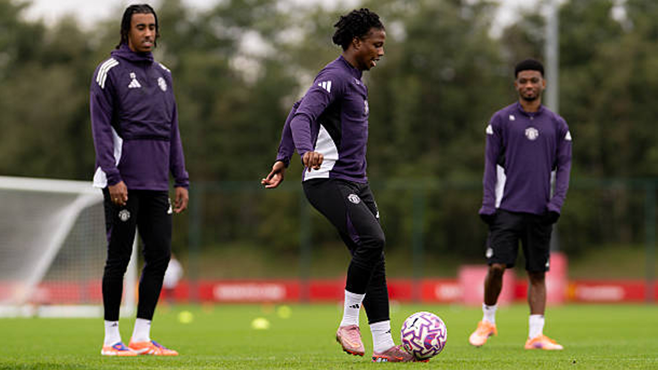 Tyrell Malacia Kembali Berlatih Bersama Tim Utama Manchester United