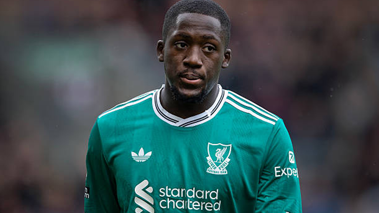 Arne Slot Bantah Performa Ibrahima Konate Terpengaruh Isu Kontrak
