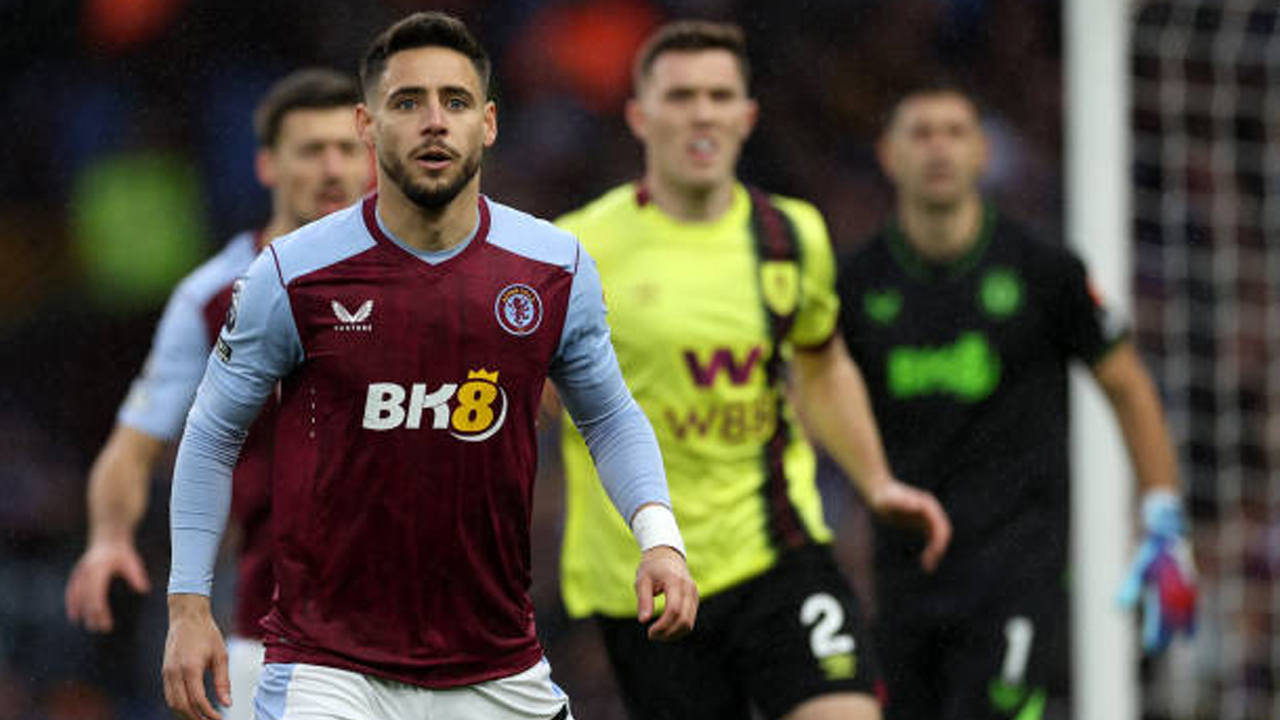 Aston Villa vs Burnley via gettyimages