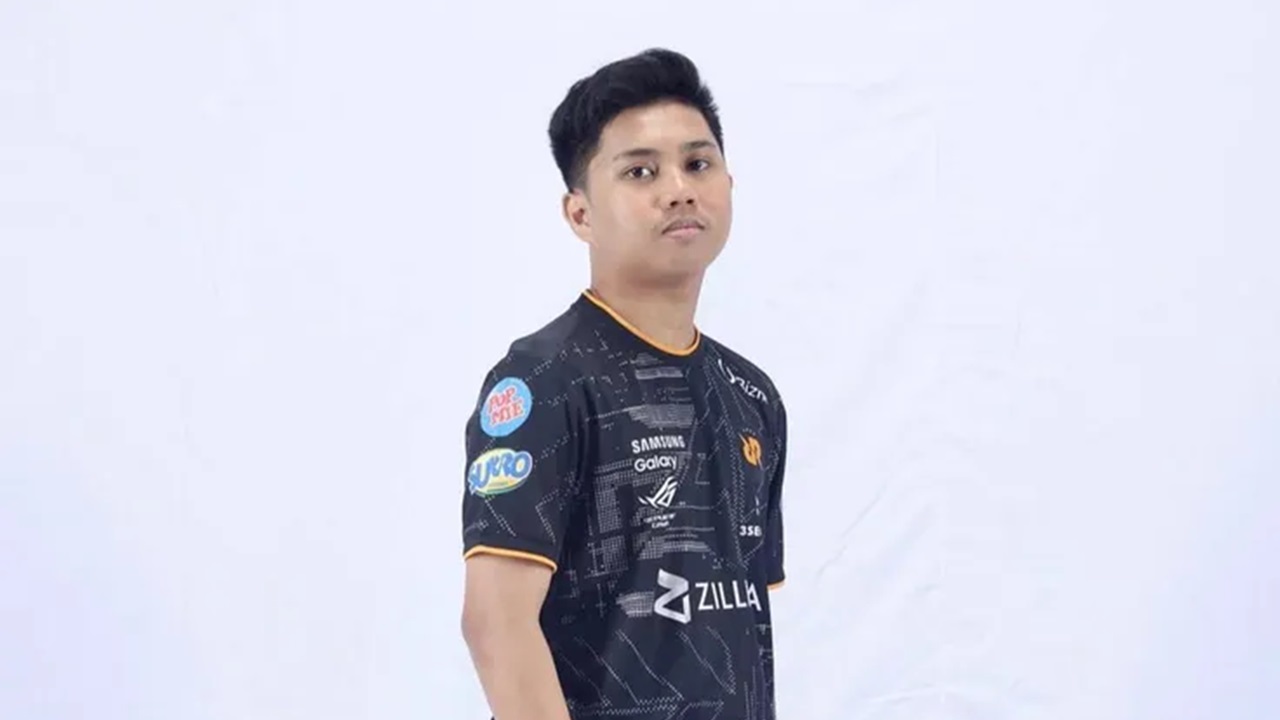 RRQ Hoshi Resmi Perkenalkan Ferxiic sebagai Pemain Baru Hadapi MPL ID S16