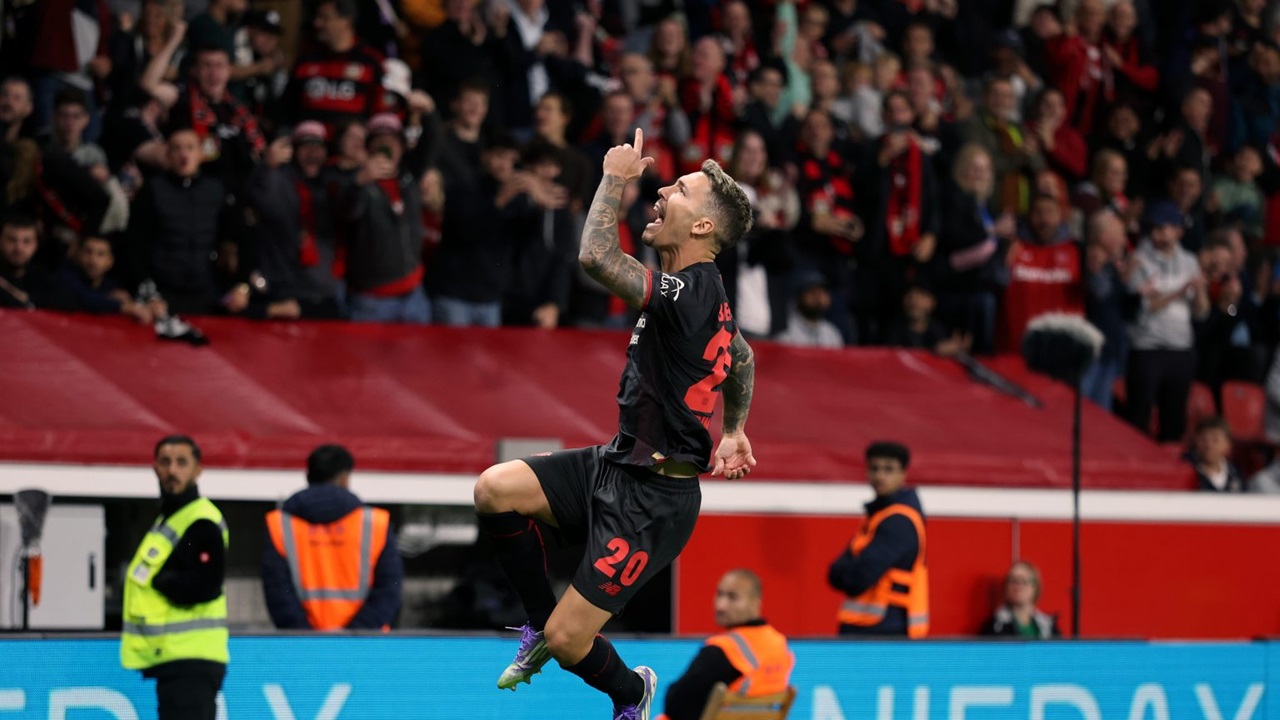 Alejandro Grimaldo Buka Suara Peluang Hengkang ke Barcelona