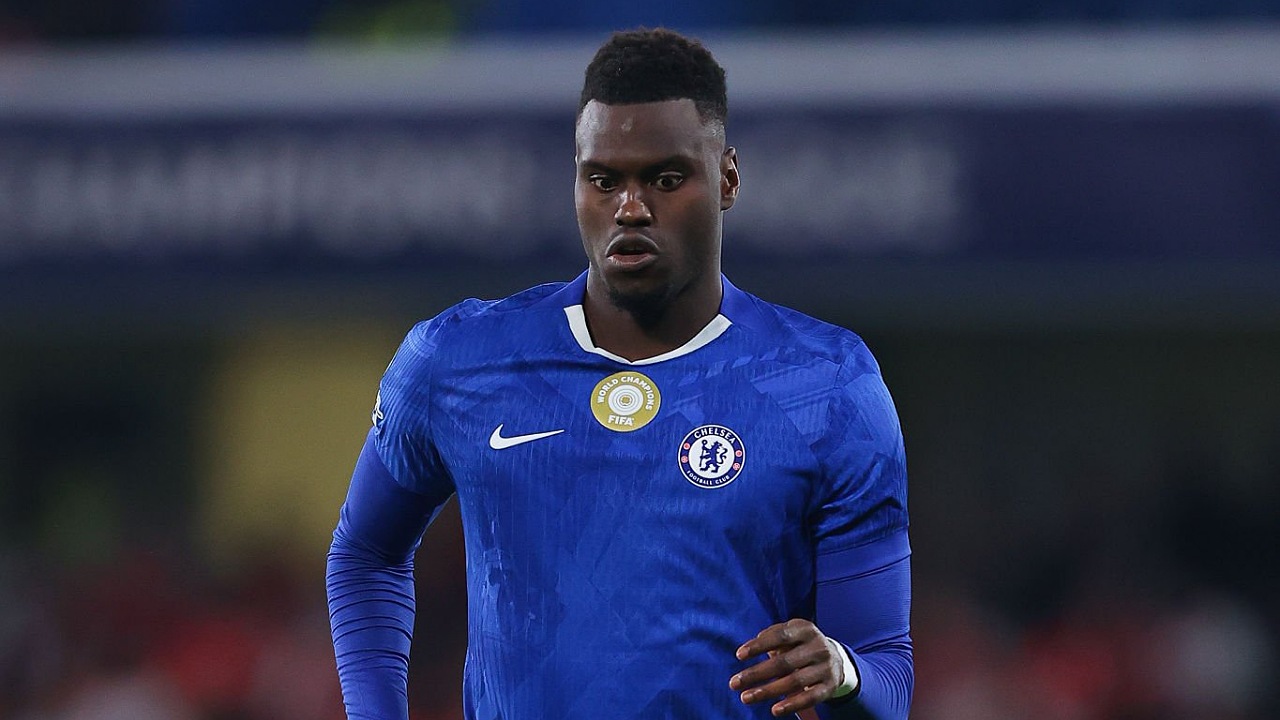 Bek Chelsea, Benoit Badiashile