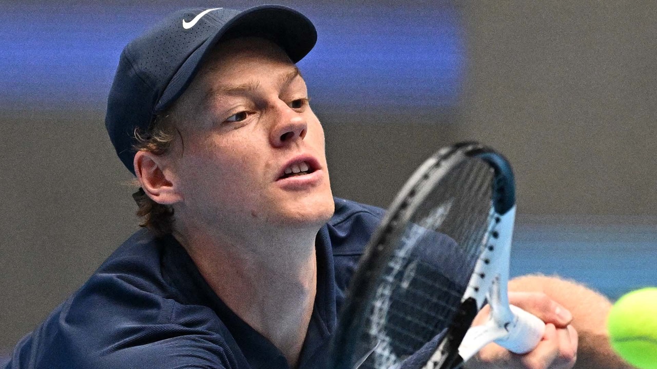 Jannik Sinner Hajar Daniel Altmaier Dengan Brutal  Di Shanghai