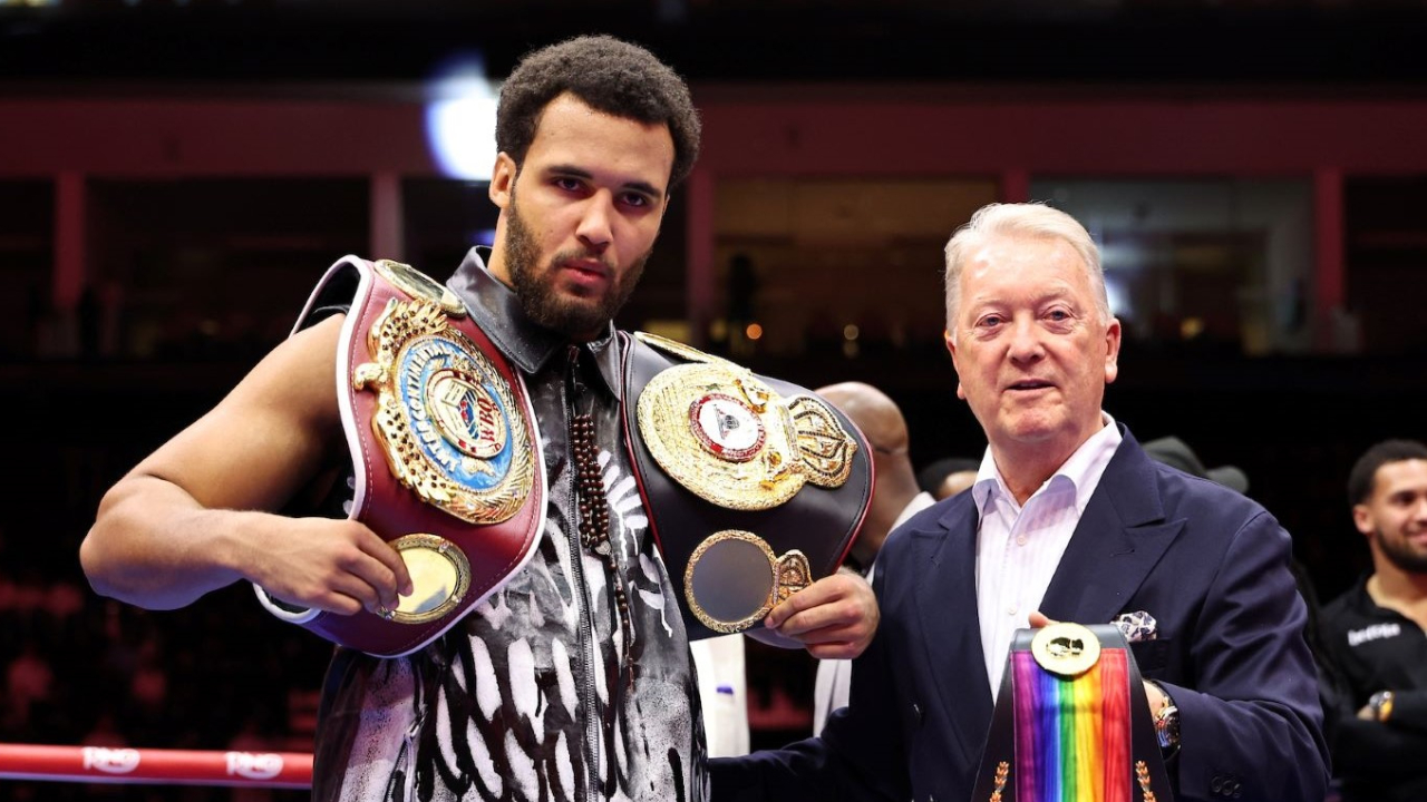 Menurut bos Queensberry Promotions Frank Warren, menemukan lawan untuk Moses Itauma ternyata lebih rumit. (Foto: Fight TV)