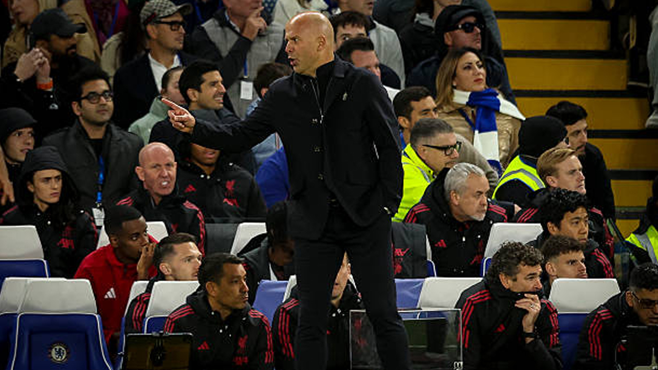 Arne Slot Akui Margin Tipis Rugikan Liverpool di Stamford Bridge