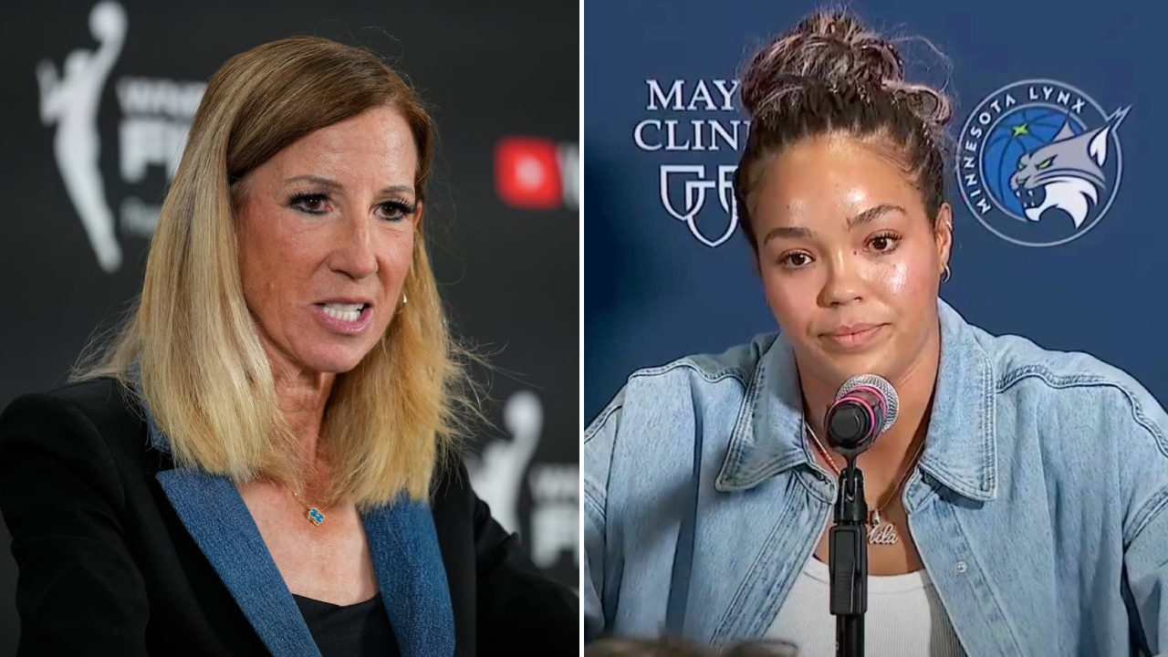 Napheesa Collier (kanan) dan Komisaris WNBA Cathy Engelbert. (Foto: AP)