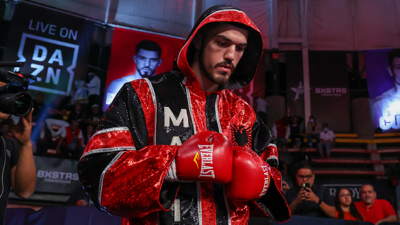 Reshat Mati berjuang melawan cedera, ketidakaktifan, dan kesempatan yang terlewatkan. (Foto: Fight TV)