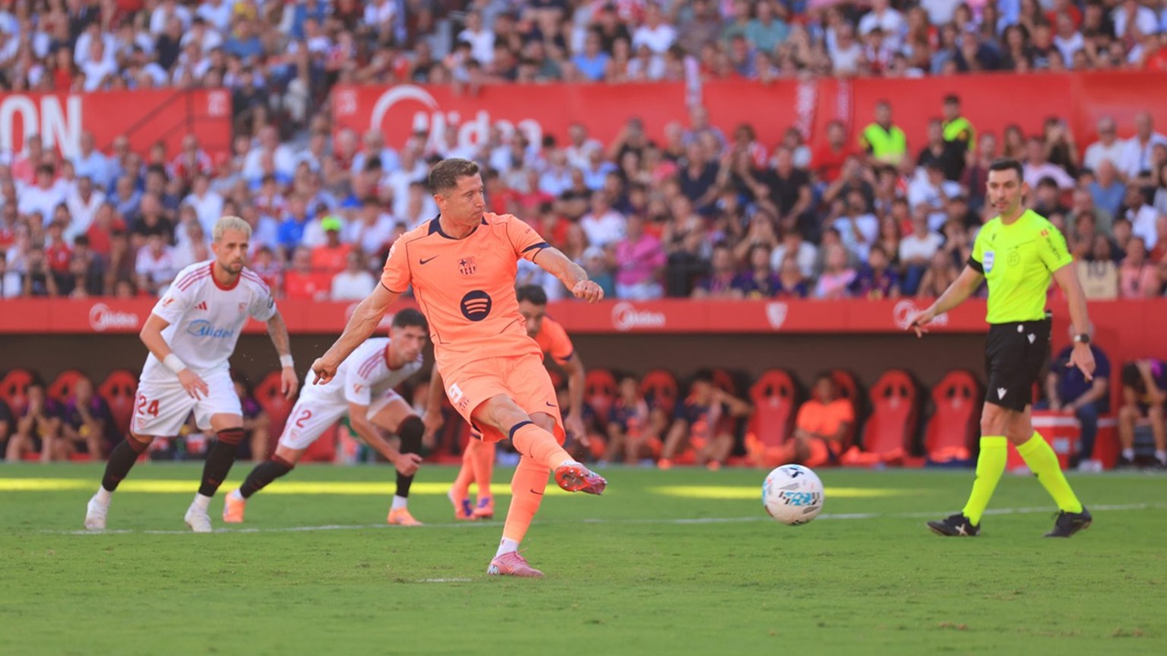 Robert Lewandowski Berharap Bangkit Usai Ditumbangkan Sevilla