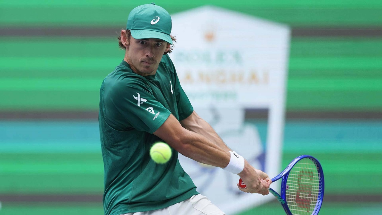 Petik Kemenangan Ke-50 Musim 2025, Alex De Minaur Meluncur Ke Perempatfinal Di Shanghai