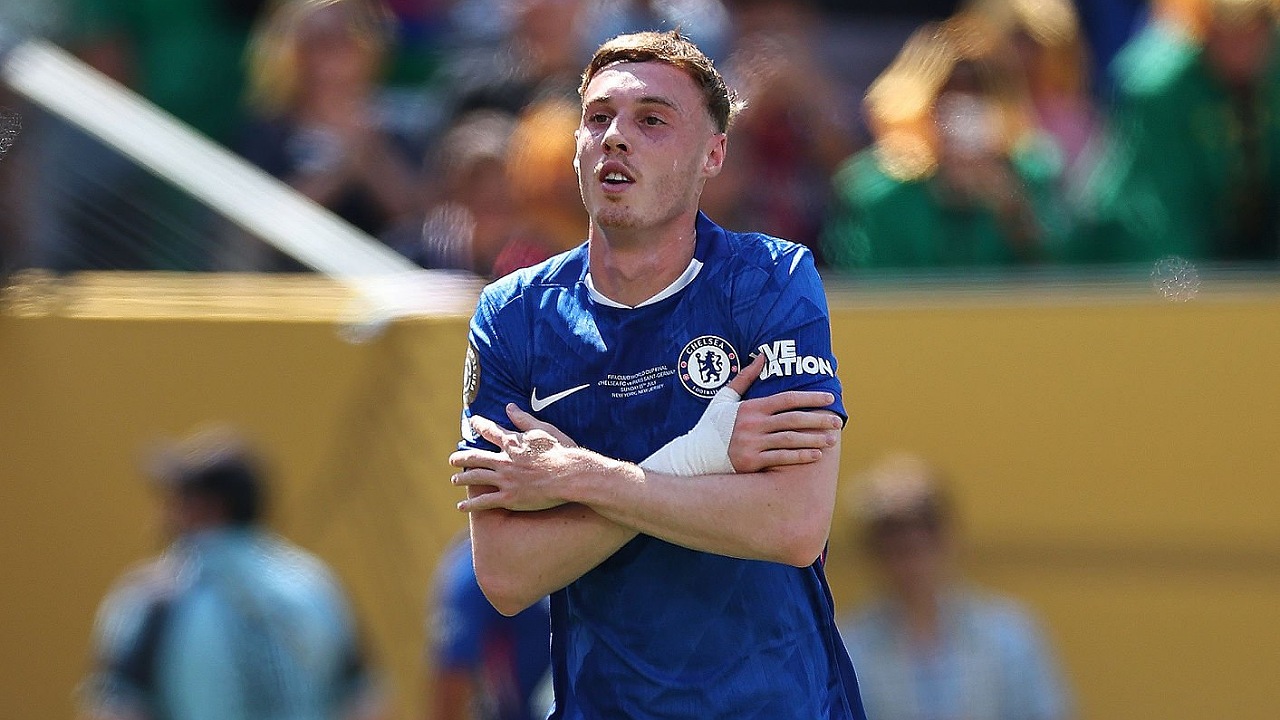Cole Palmer dengan selebrasi khasnya