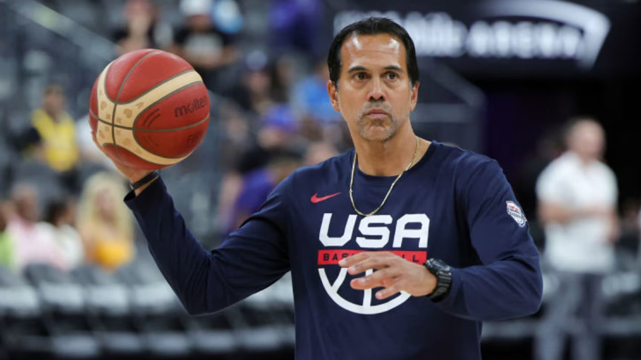 Erik Spoelstra sebelumnya bertindak sebagai asisten utama Kerr selama Olimpiade Paris 2024. (Foto: AP)