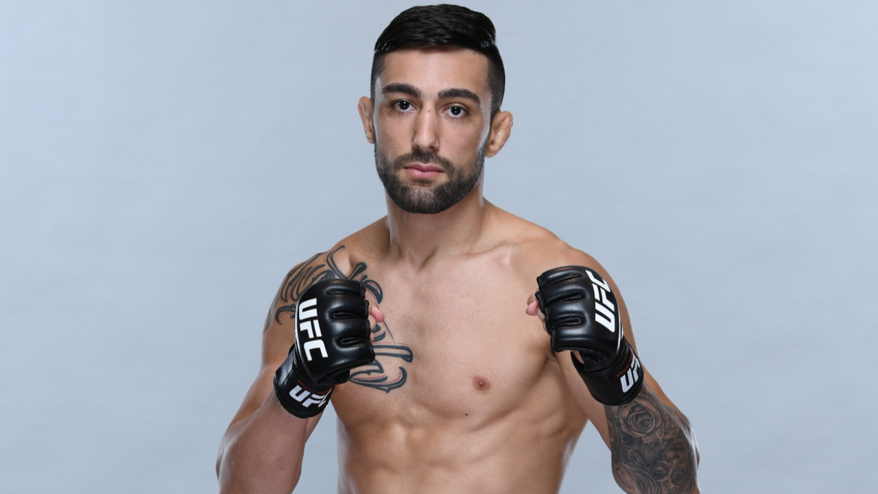 Suman Mokhtarian berkompetisi di UFC antara 2018 dan 2019 dan kemudian beralih menjadi salah satu pelatih MMA paling dihormati di Australia. (Foto: Fight TV)