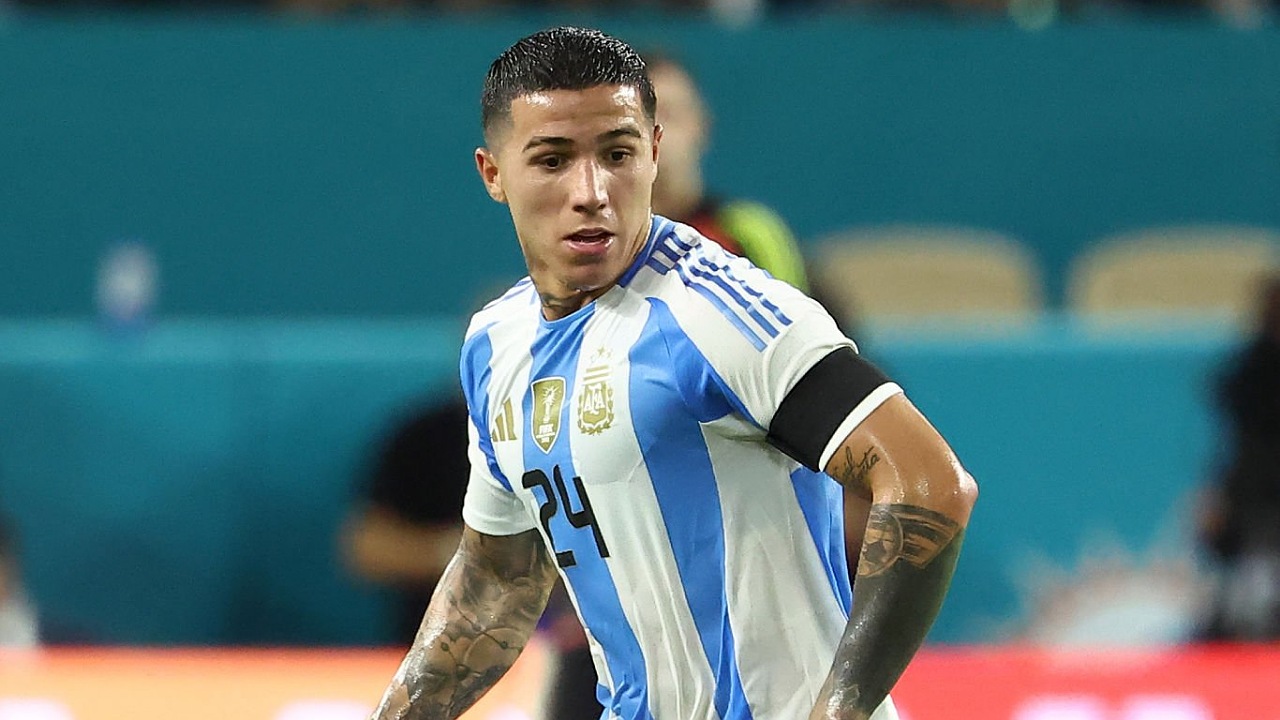 Gelandang Chelsea dan Argentina, Enzo Fernandez
