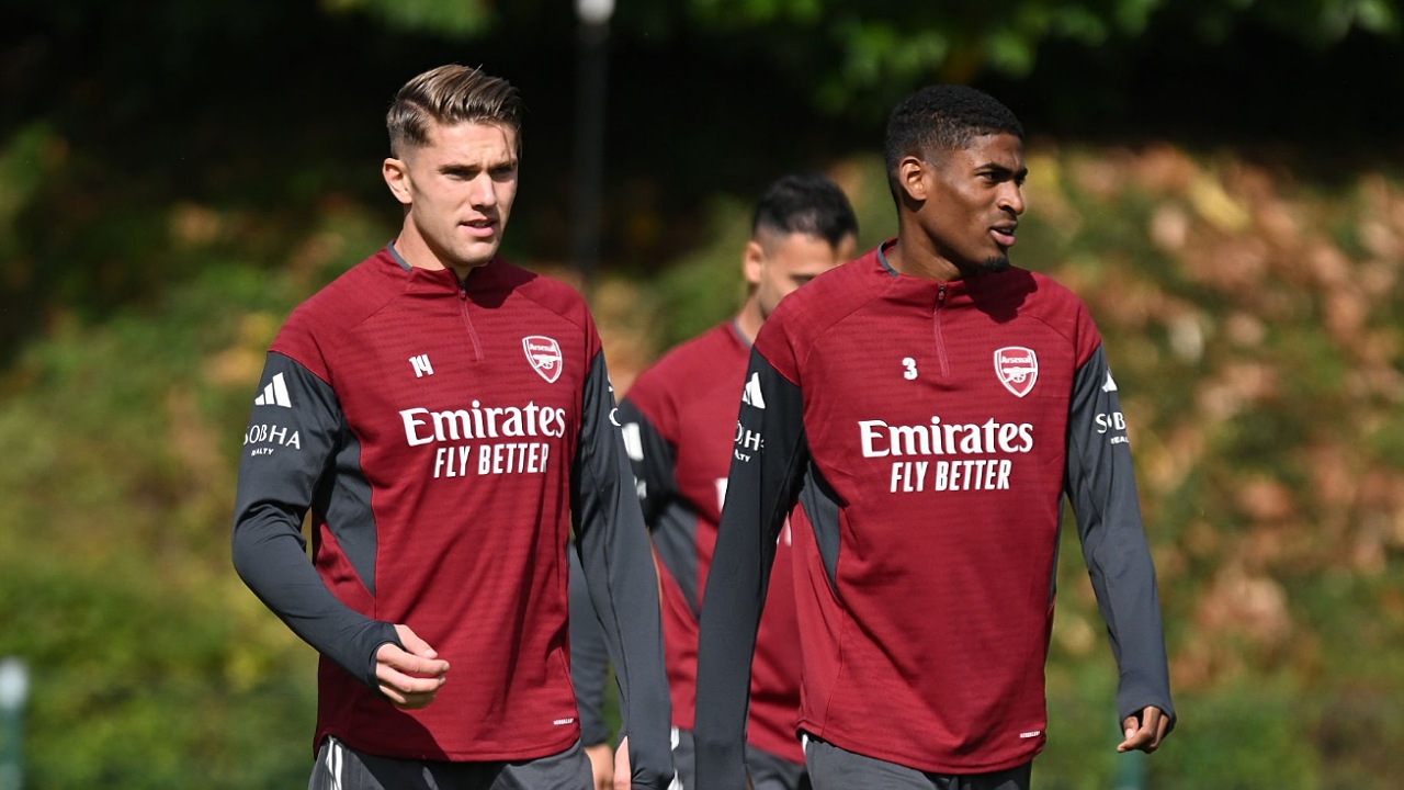 Cristhian Mosquera Puji 'Kebengisan" Viktor Gyokeres di Latihan Arsenal