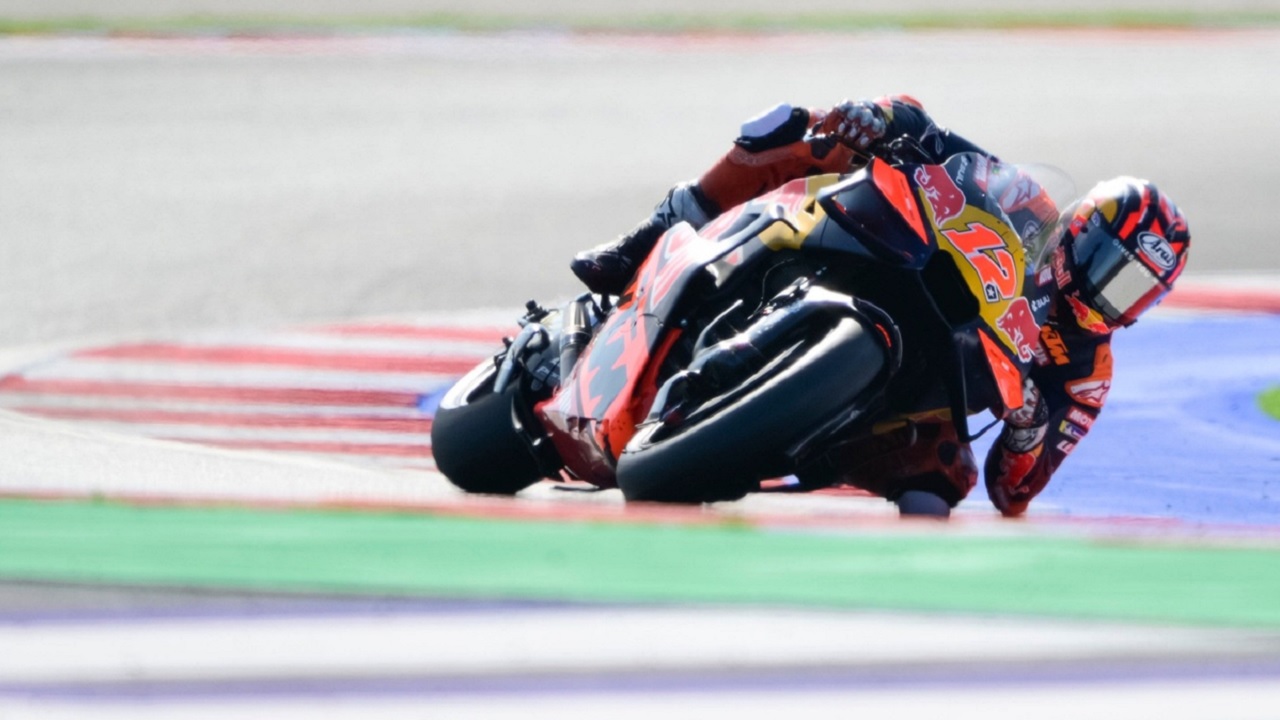 Maverick Vinales bicara soal cederanya yang kambuh di GP Indonesia.
