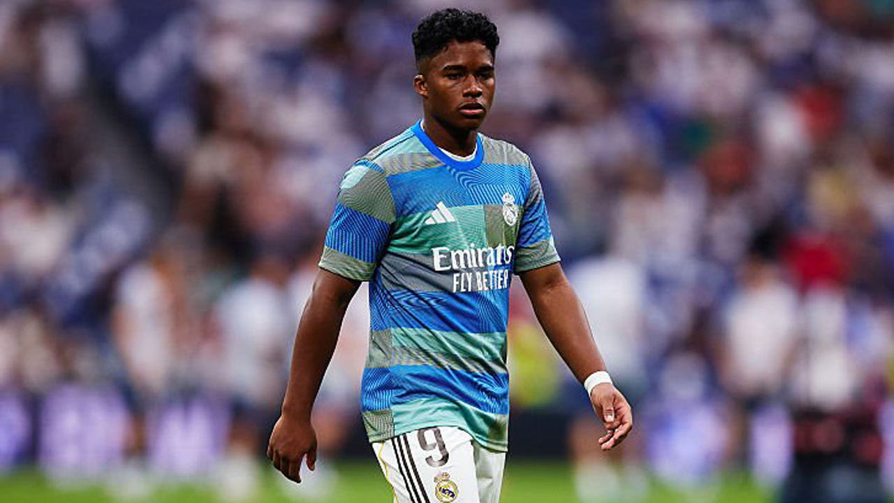 Endrick Felipe. (Foto: Alvaro Medranda/Quality Sport Images/Getty Images)