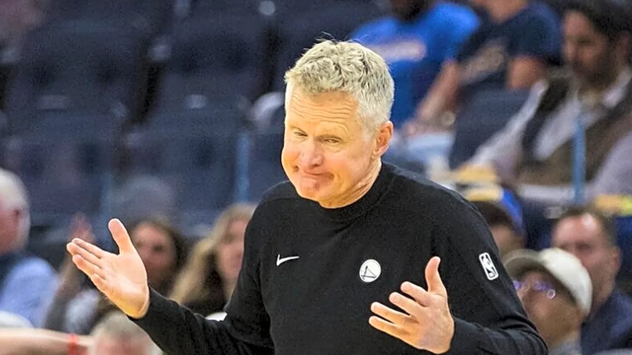 Steve Kerr Masih Belum Pasti Mengenai Starting Lineup Warriors
