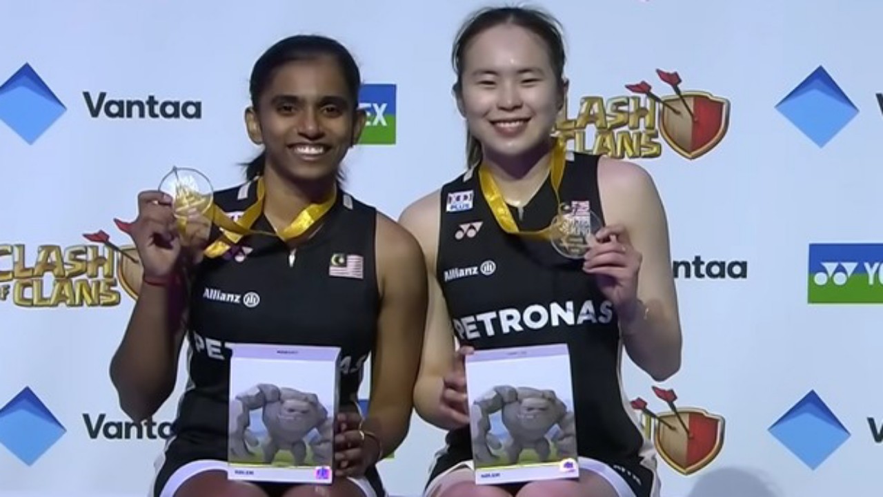 Pearly Tan/M Thinaah Kampiun Ganda Putri Arctic Open 2025