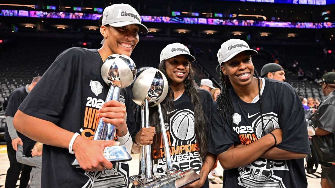 Trio pilar Las Vegas Aces: A’ja Wilson, Jackie Young dan Chelsea Gray. (Foto: AP)