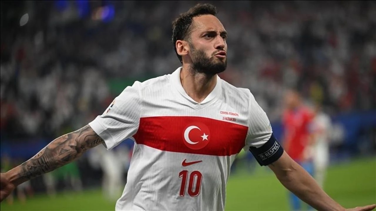 Hakan Calhanoglu