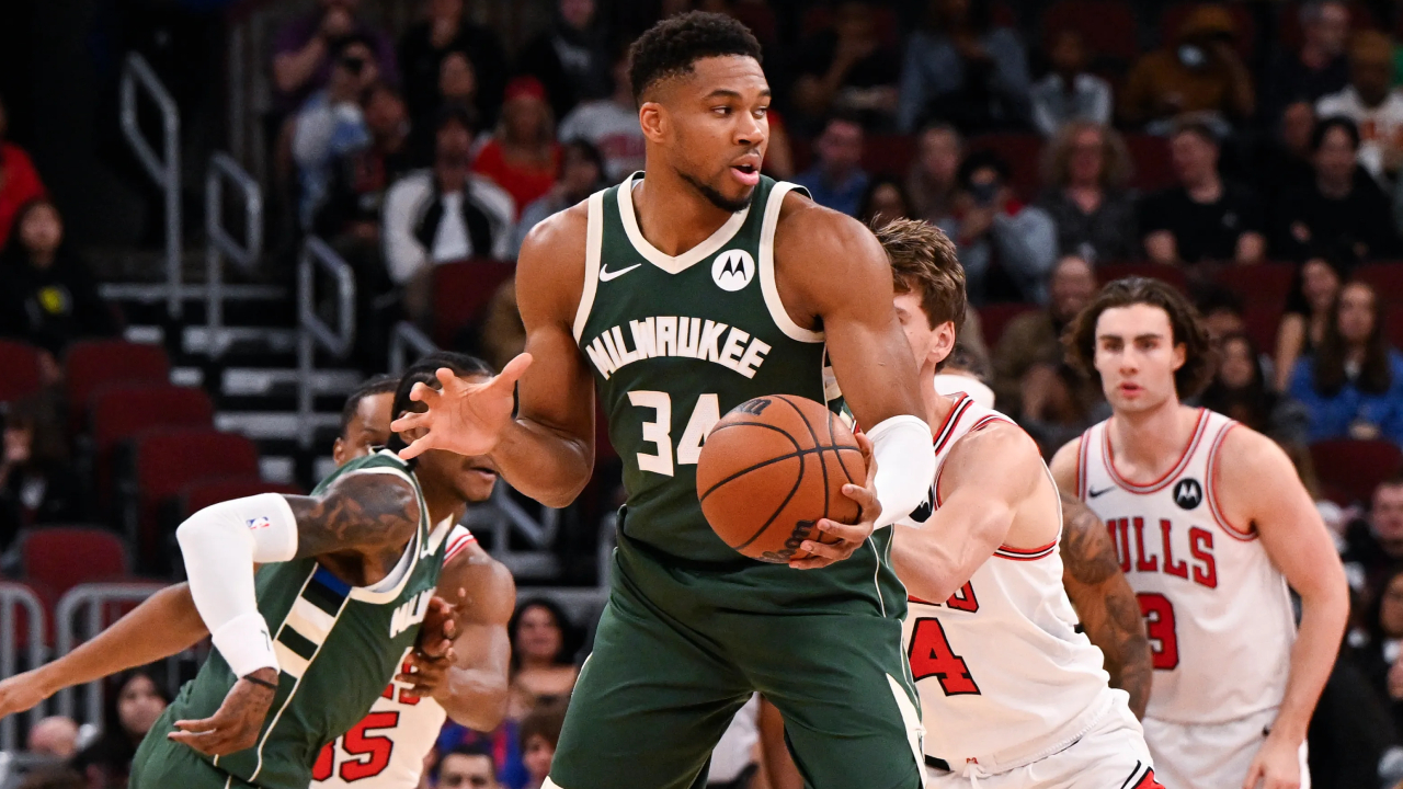 Hasil Pramusim NBA: Milwaukee Bucks Tundukkan Chicago Bulls 127–121