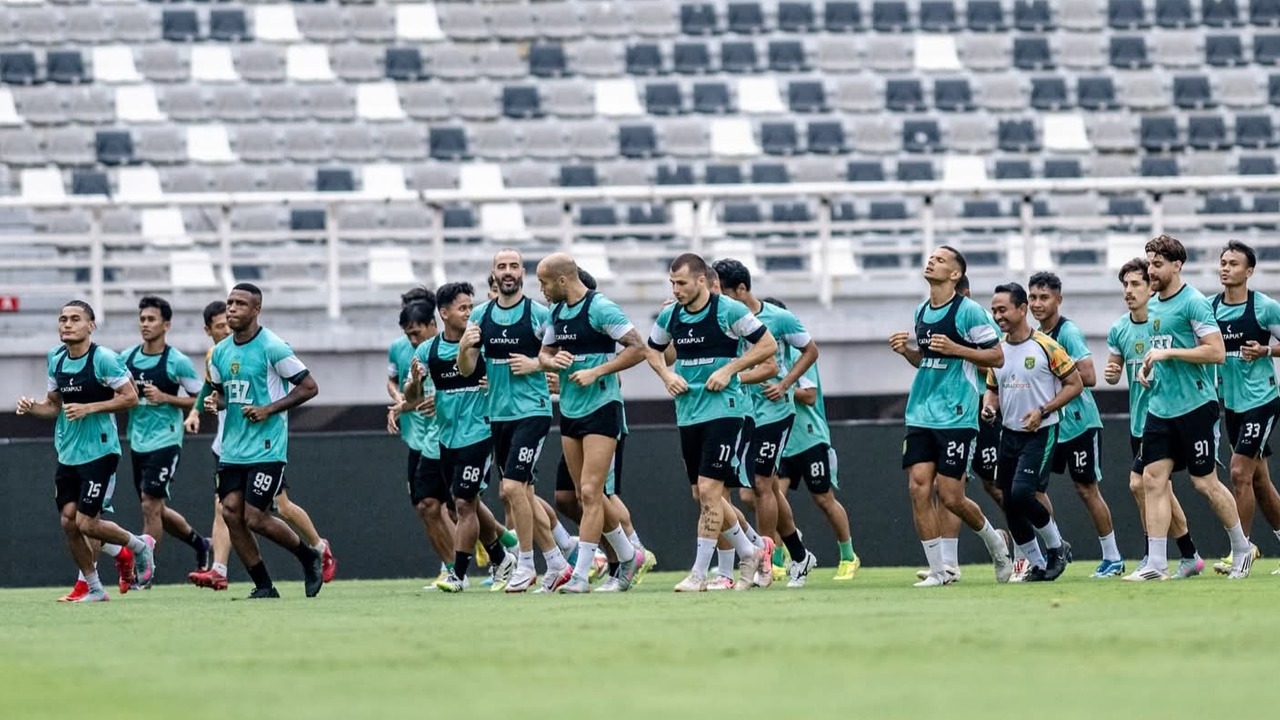Skuat Persebaya Surabaya siap jamu Persija Jakarta