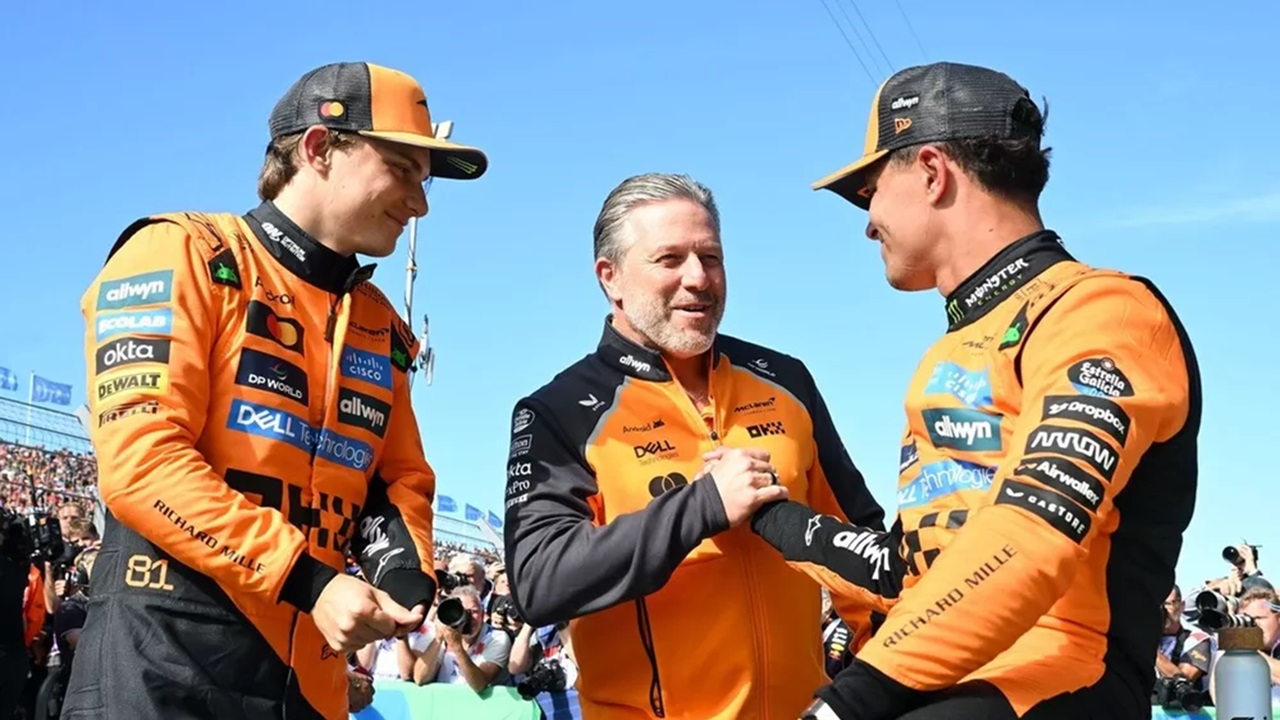Zak Brown Masih Anggap Verstappen sebagai Ancaman