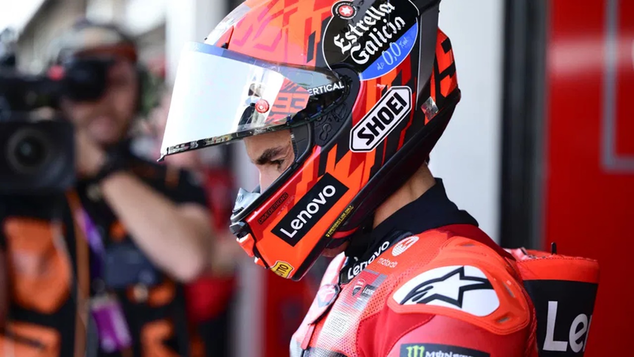 Alberto Puig Sebut Ducati Beruntung Milki Marc Marquez
