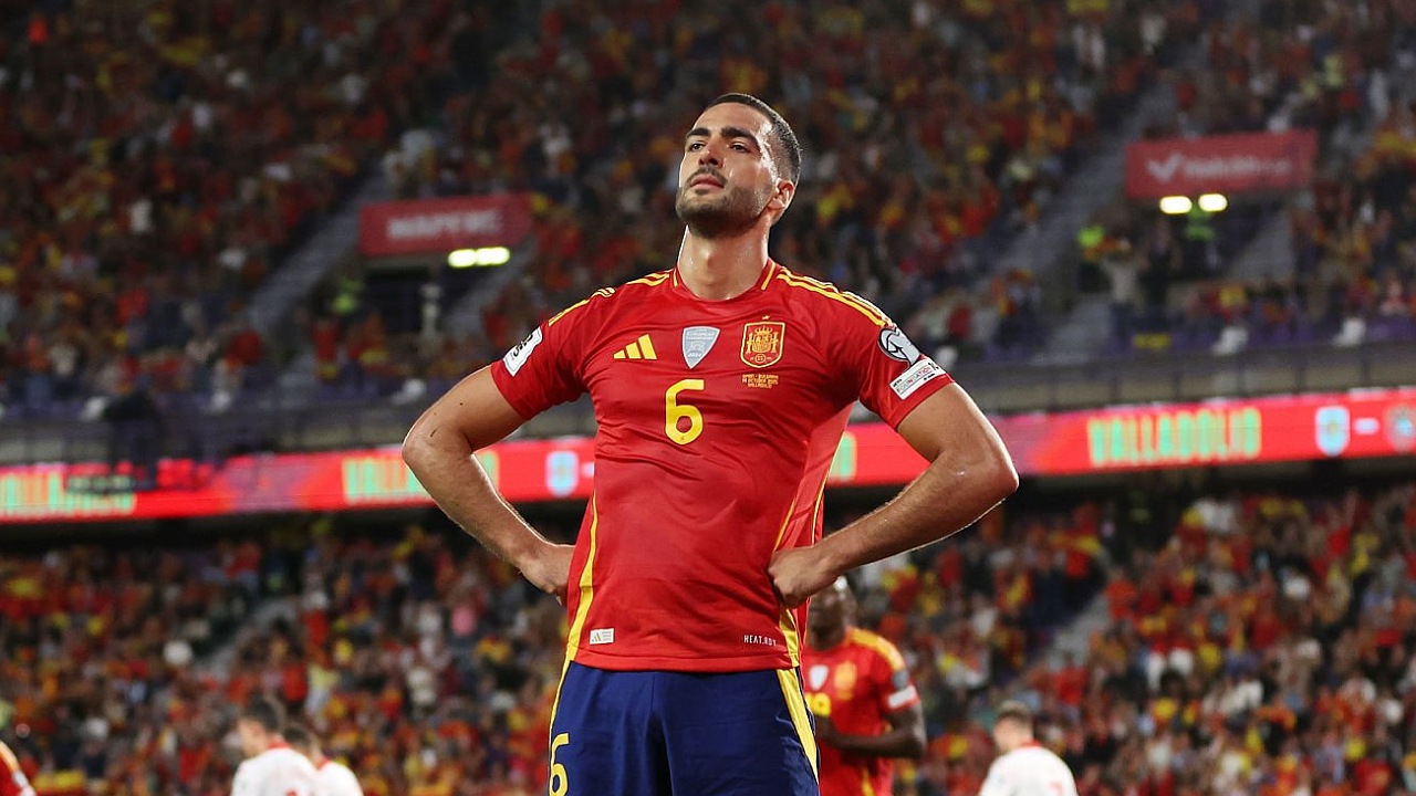 Mikel Merino dipuji pelatih Spanyol, Luis de la Fuente