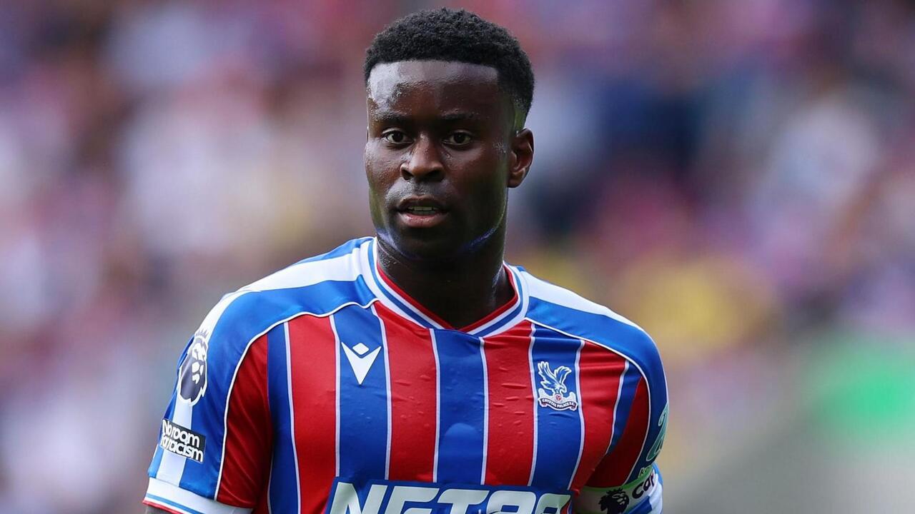 Inter Milan dikabarkan siap bersaing dengan Liverpool dalam memperebutkan tanda tangan Marc Guehi, yang kontraknya akan habis bersama Crystal Palace tahun depan / via Getty Images