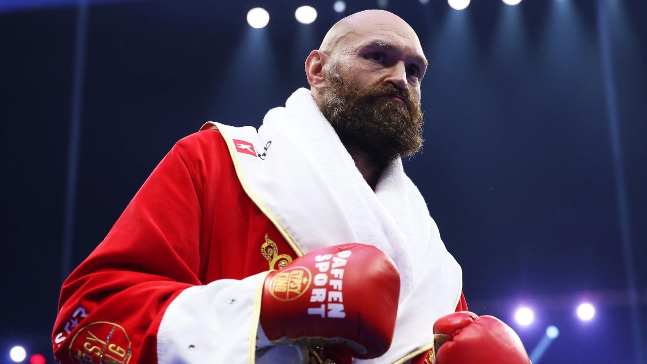 Tyson Fury “Secara Tegas” Rencanakan Kembali pada 2026, Konfirmasi Warren