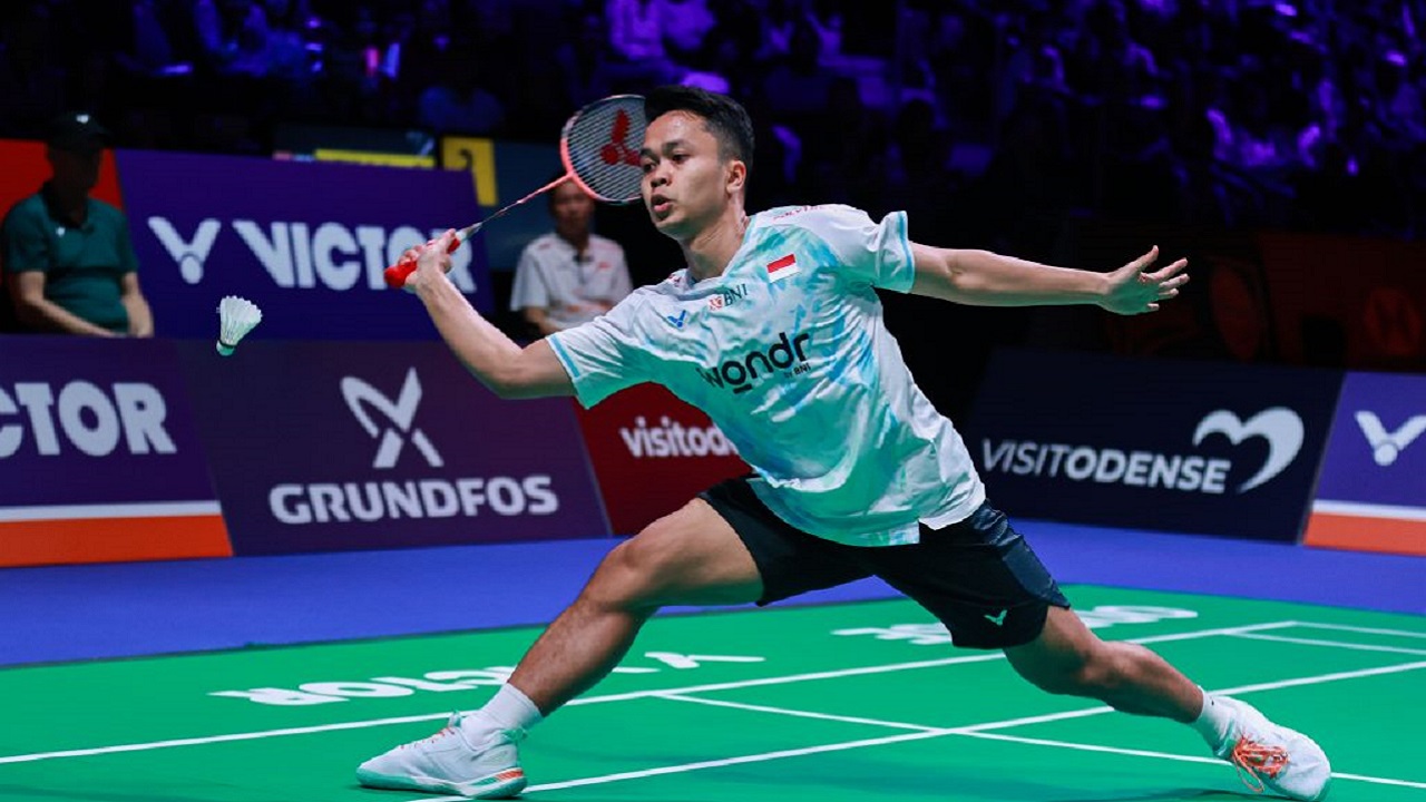Anthony Ginting tak berdaya di hadapan Anders Antonsen.
