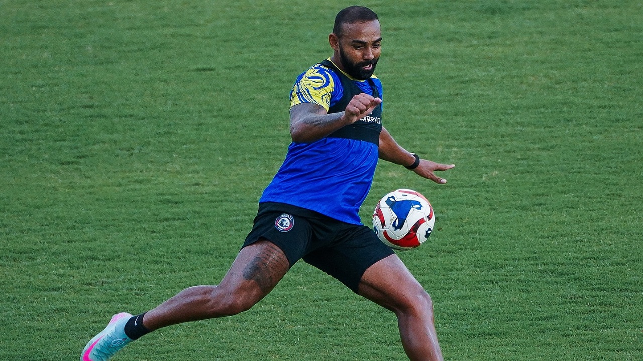 Penyerang Arema FC, Dalberto Luan