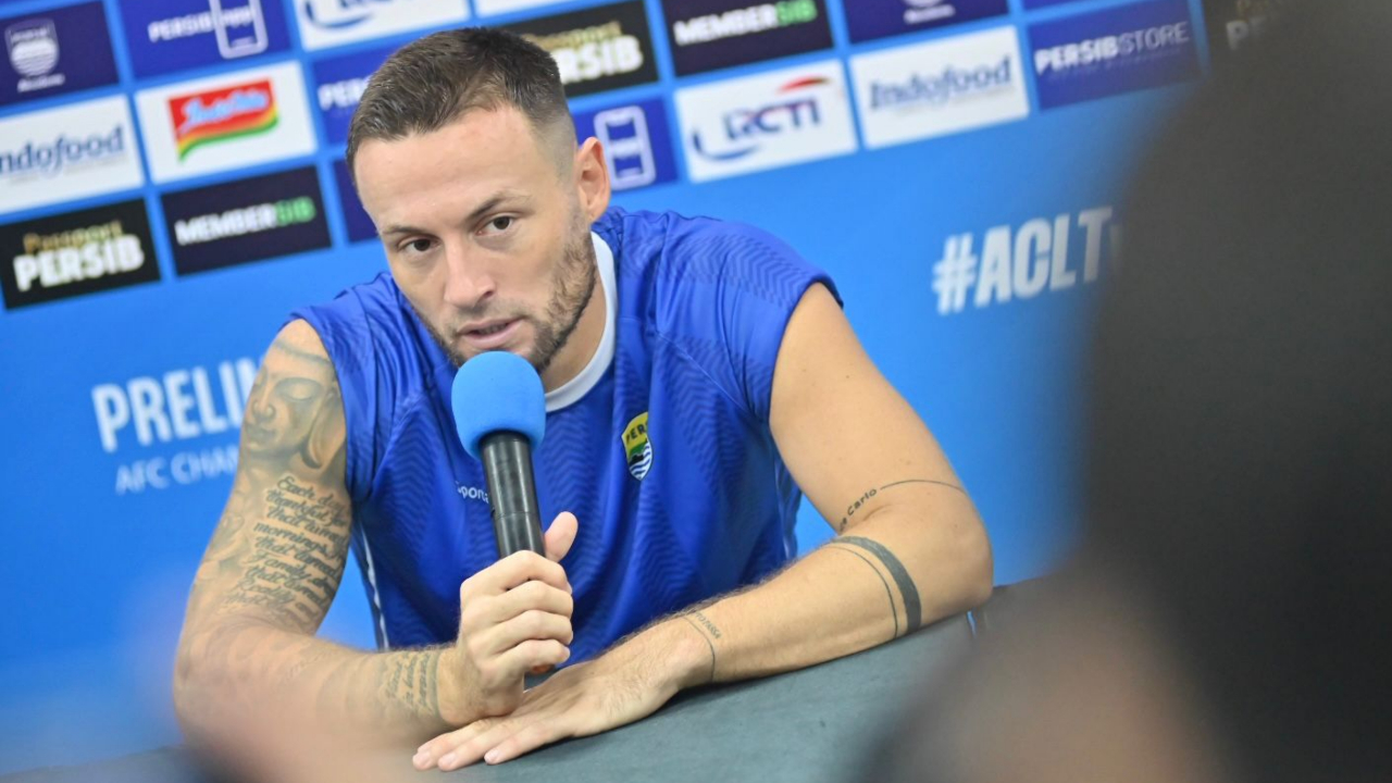 Kapten Persib, Marc Klok
