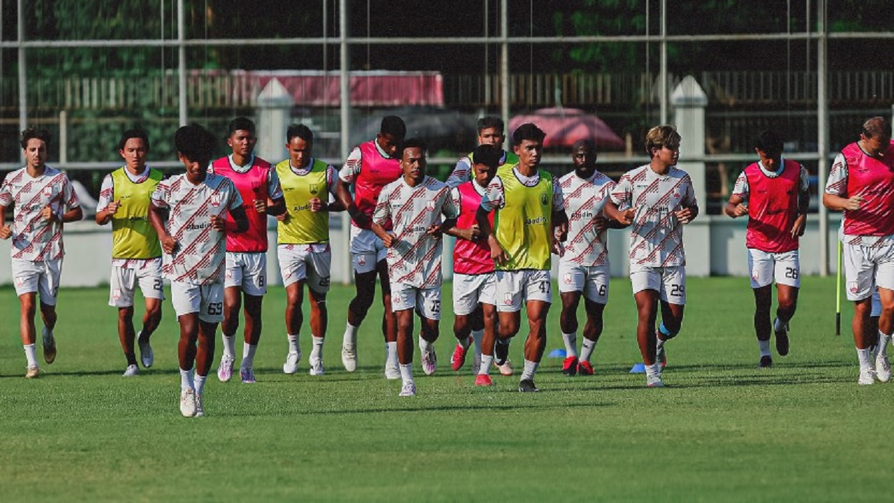 Latihan Persis Solo untuk menghadapi Malut United FC