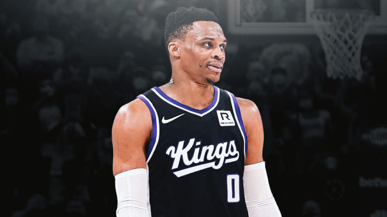 Russell Westbrook menyetujui kontrak satu tahun senilai $3,6 juta, gaji minimum untuk pemain veteran, dengan Sacramento Kings. (Foto: AP)