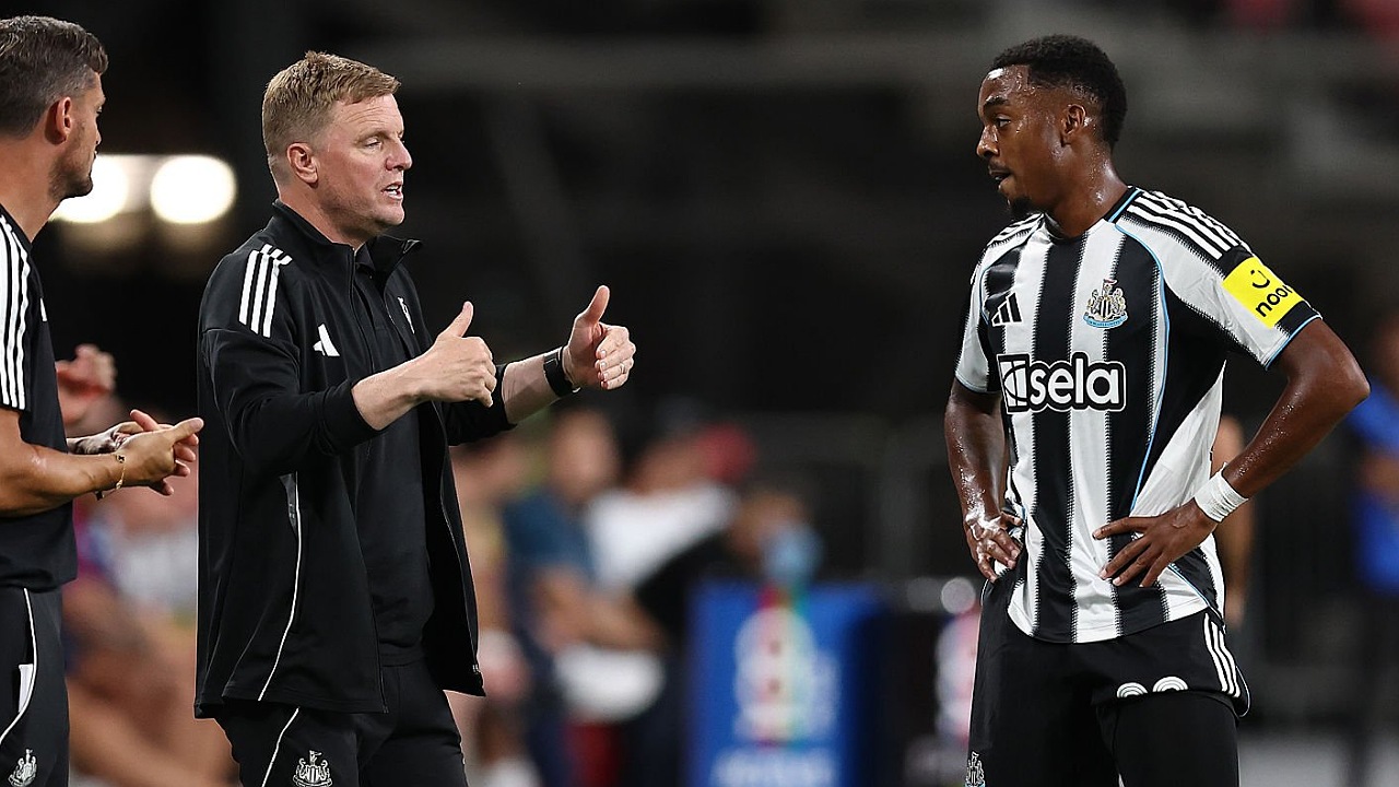 Eddie Howe dan Joe Willock