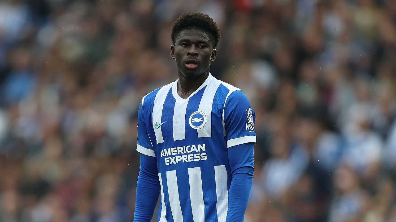 Gelandang Brighton, Carlos Baleba