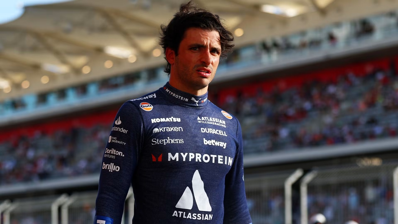 Carlos Sainz Terkena Hukuman Penalti Usai Tabrakan dengan Antonelli