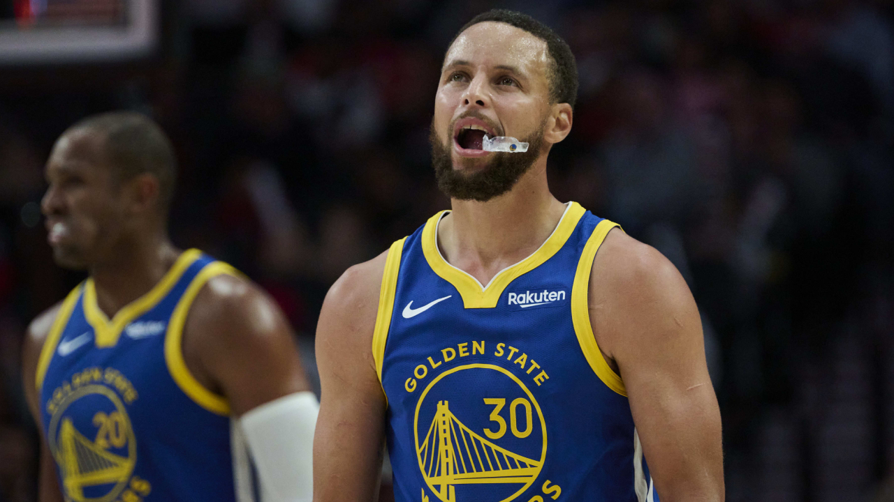 Saat ia menatap musim ke-17 dan tonggak dekade kelimanya, Stephen Curry tetap semotivasi seperti biasa. (Foto: AP)