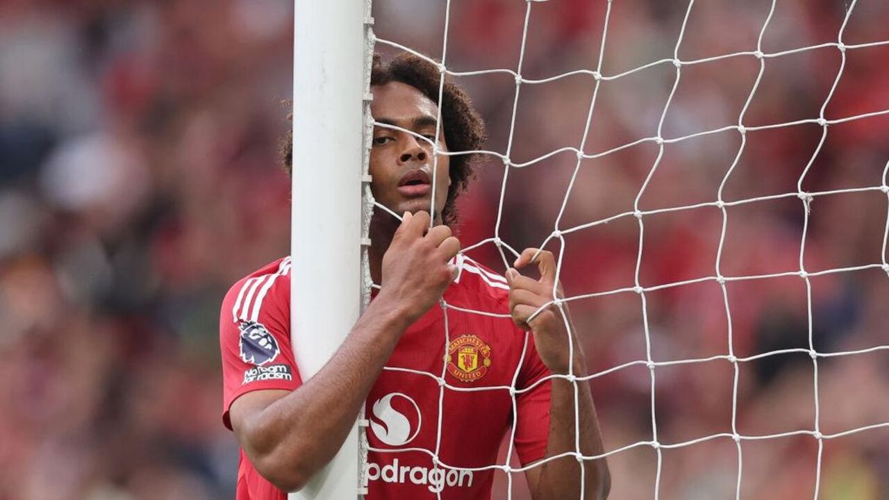Tak terpakai jasanya di Manchester United, Joshua Zirkzee diminati oleh AS Roma / via Getty Images