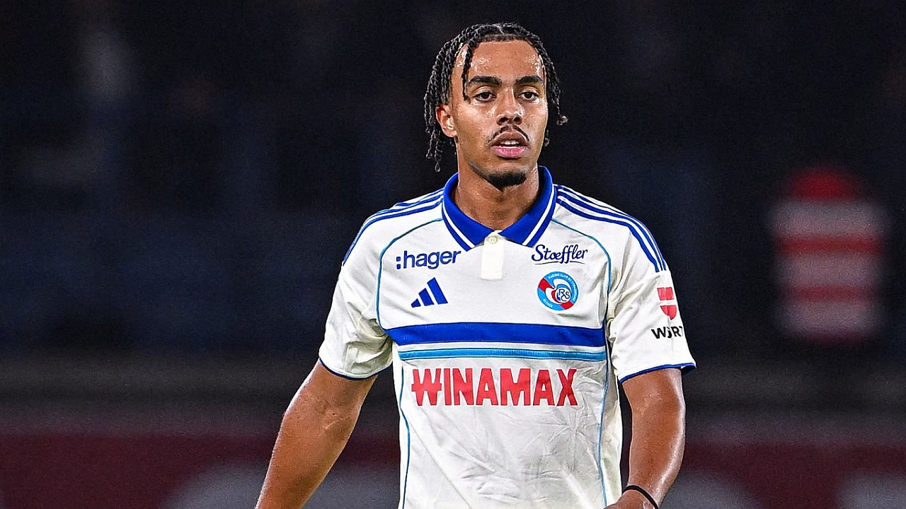 Chelsea mengincar bek kanan Strasbourg, Guela Doue. (Foto: Baptiste Fernandez/Icon Sport via Getty Images)