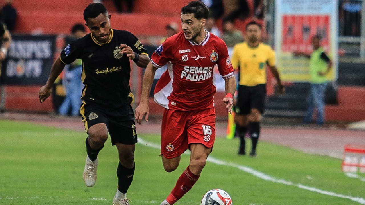 Gelandang Semen Padang FC, Pedro Matos
