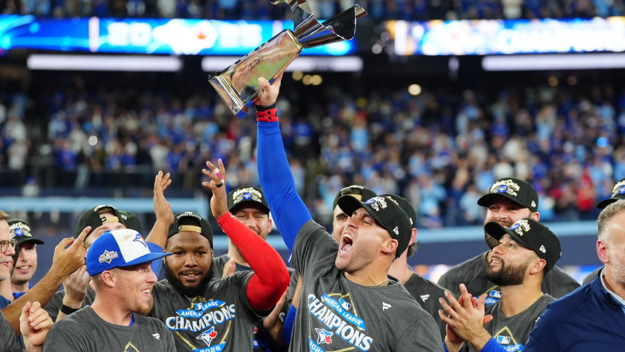 George Springer Antar Toronto Blue Jays ke World Series Pertama Sejak 1993