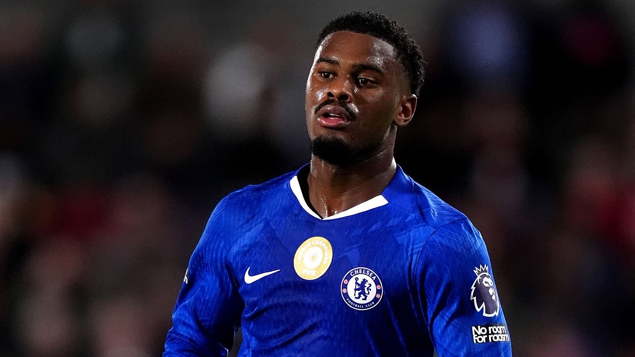 Bek muda Chelsea, Jorrel Hato