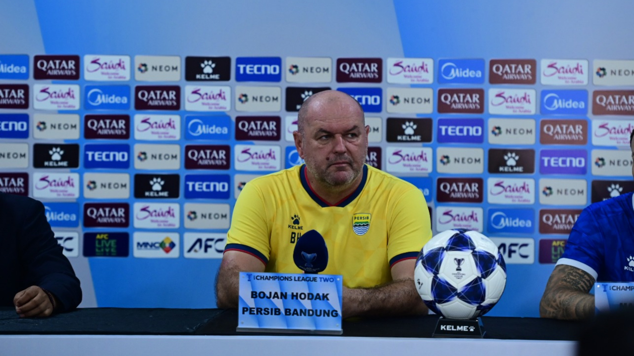 Pelatih Persib, Bojan Hodak