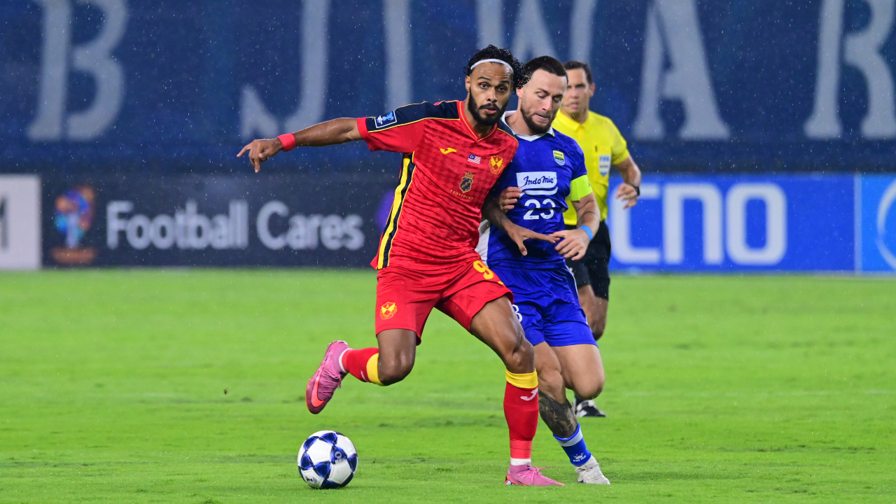 Selangor kalah dari Persib karena buang-buang peluang